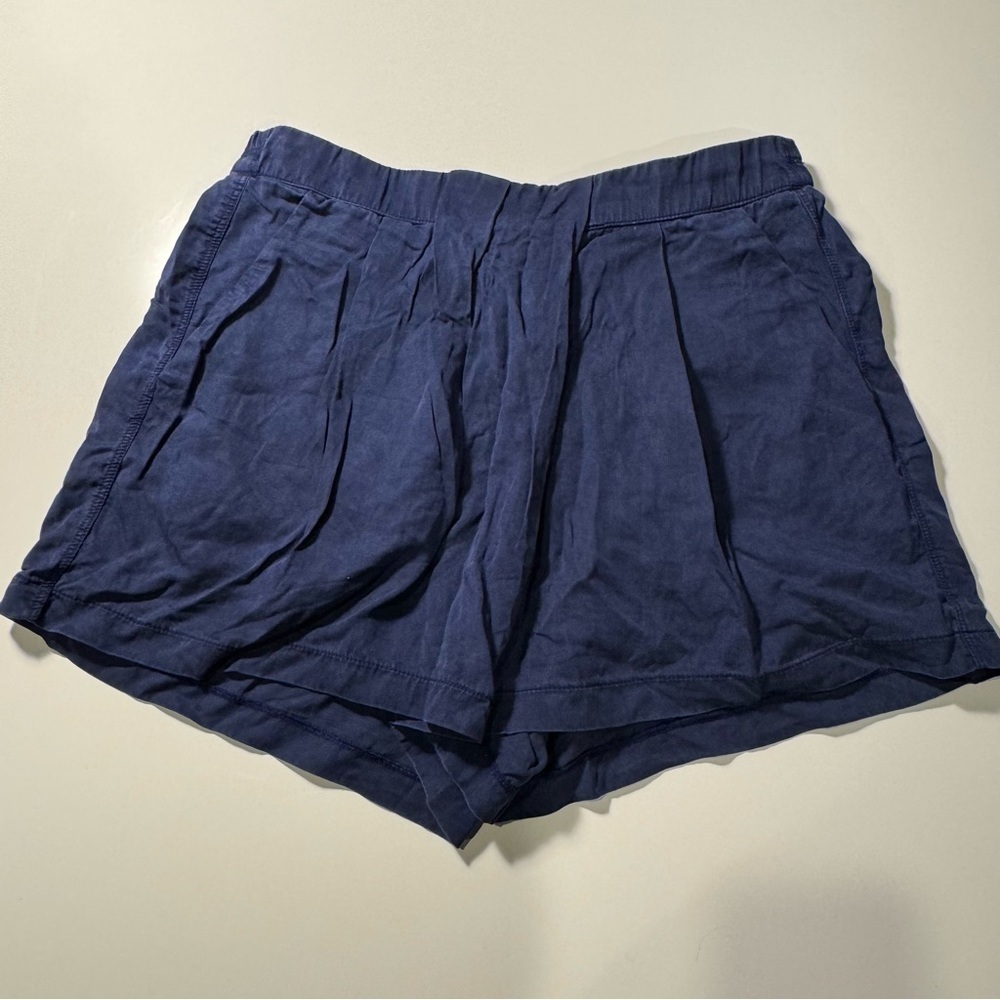 lululemon athletica Navy Blue Women Shorts size 6